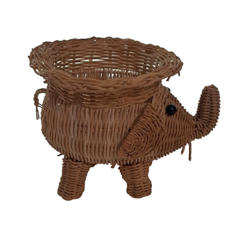 Wicker Elephant Basket‎ Planter Tan Rattan BOHO Cottage Core Flower Pot 7"Hx9"W